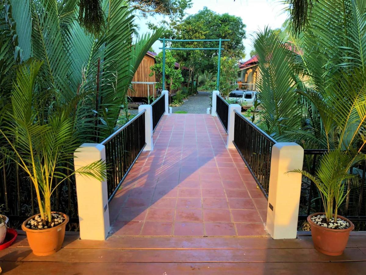 Green Mango Bungalows Kampot Dış mekan fotoğraf